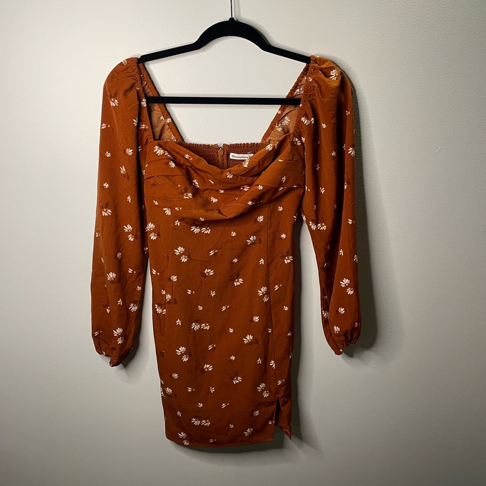 Abercrombie & Fitch Rust/Spice Floral Longsleeve Sweetheart Mini Dress